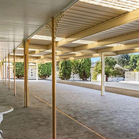 Econo Lodge Alabaster Cowra Buitenkant foto