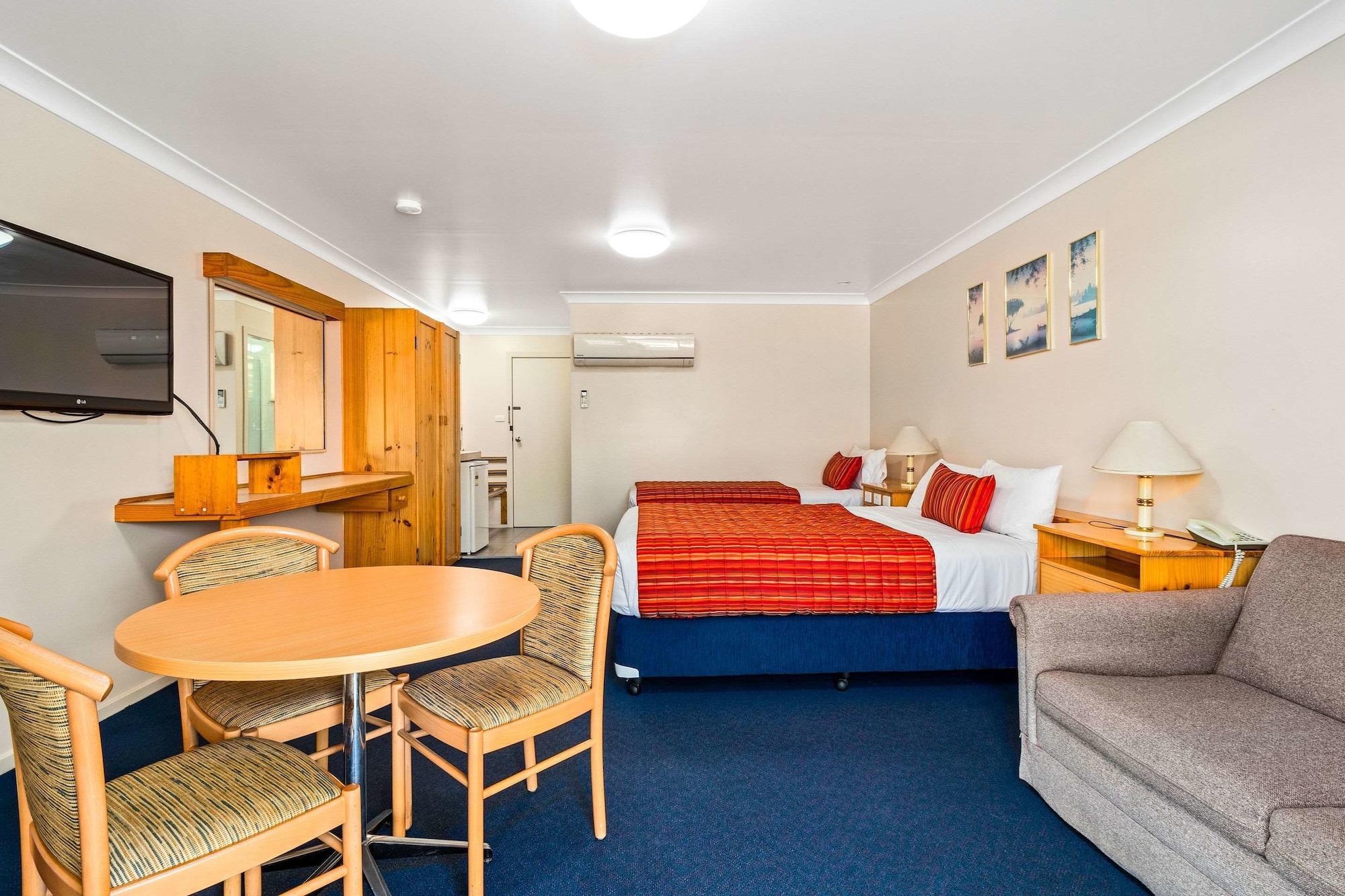 Econo Lodge Alabaster Cowra Buitenkant foto