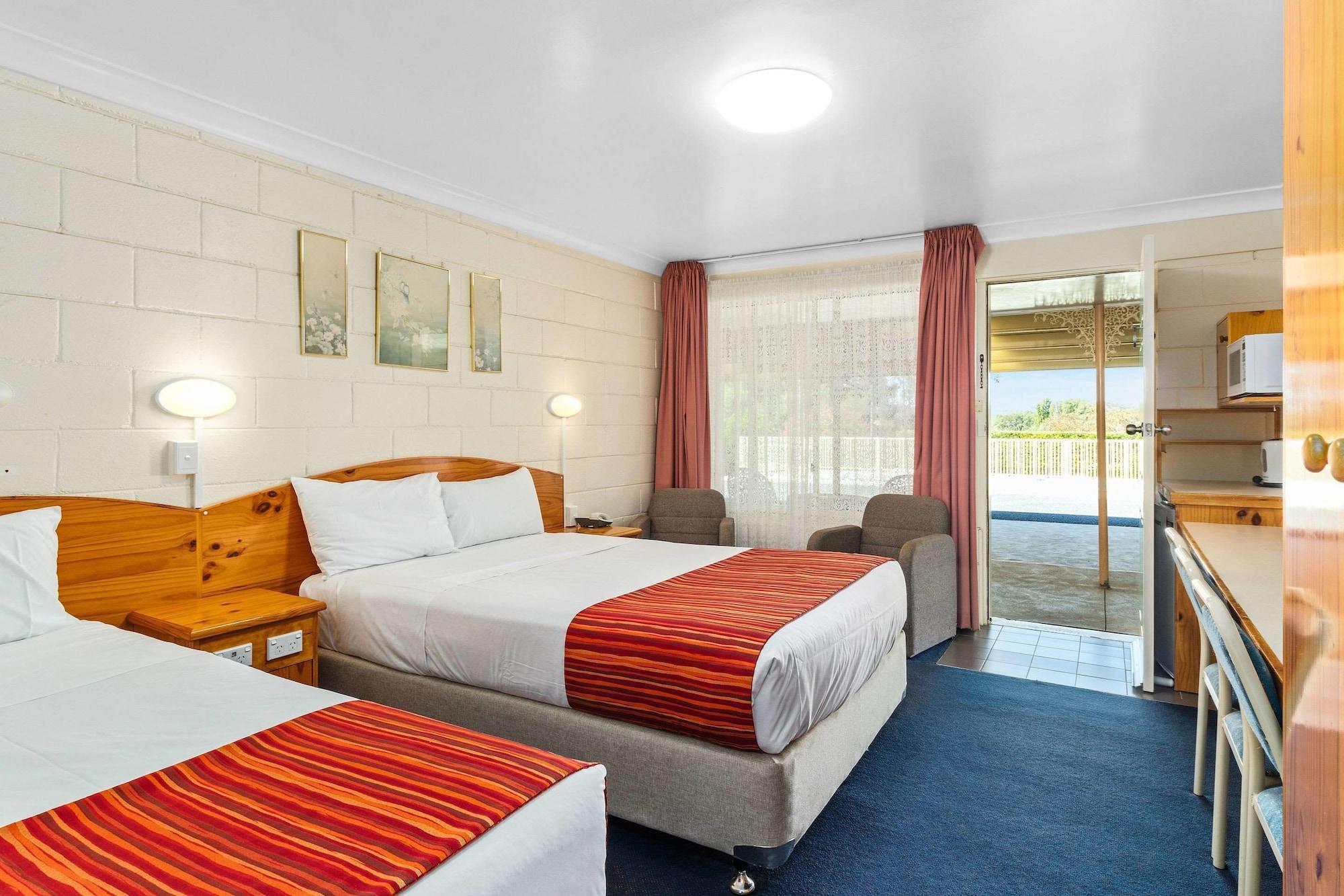 Econo Lodge Alabaster Cowra Buitenkant foto