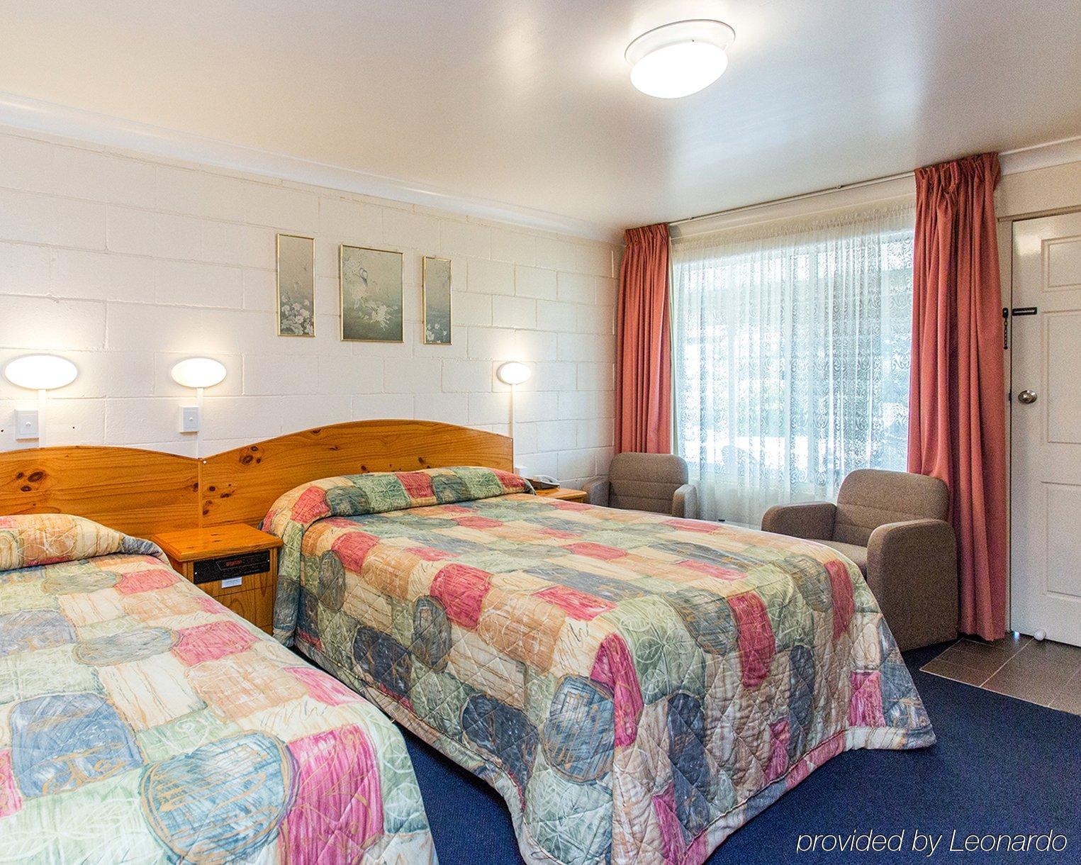 Econo Lodge Alabaster Cowra Buitenkant foto