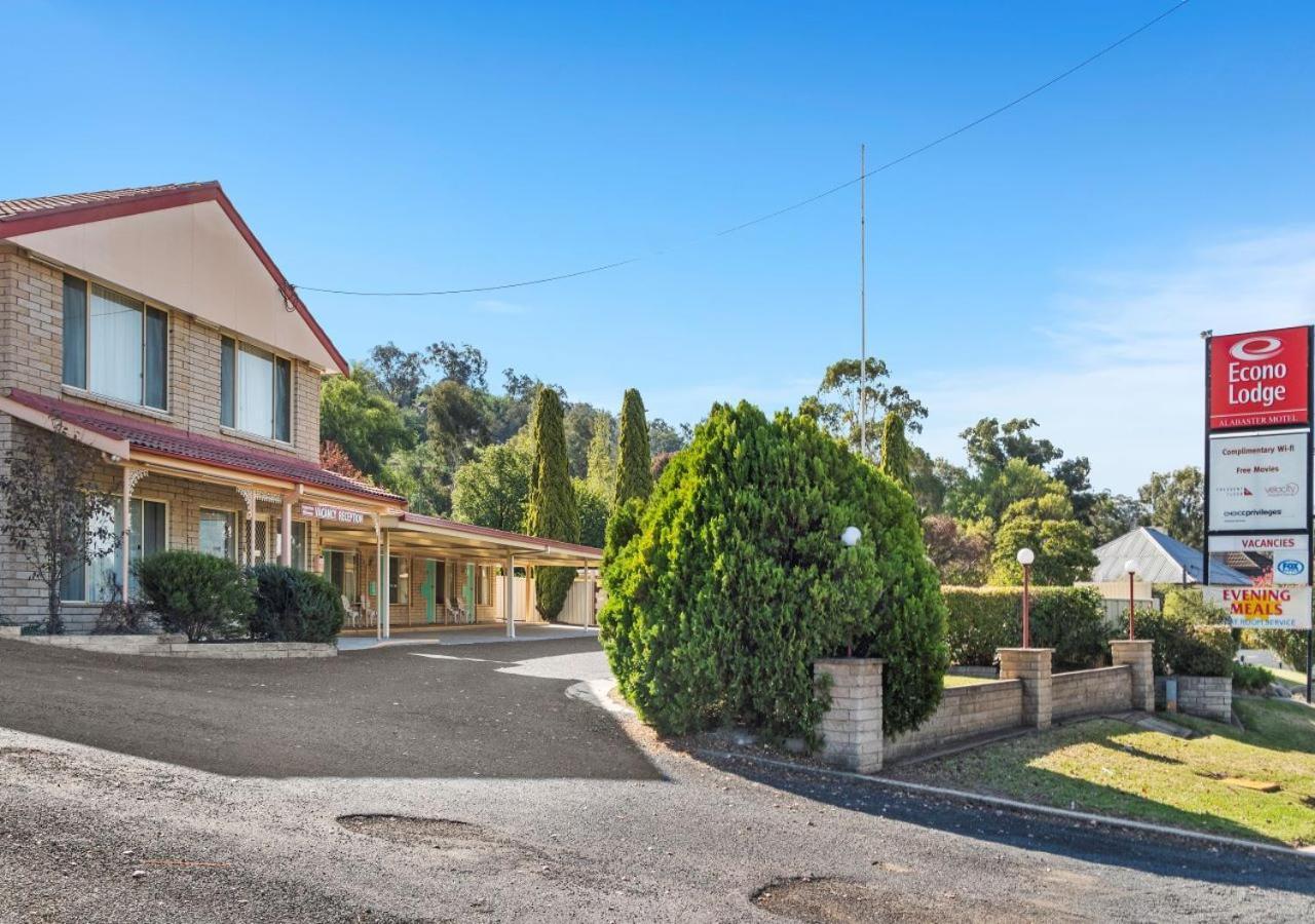 Econo Lodge Alabaster Cowra Buitenkant foto